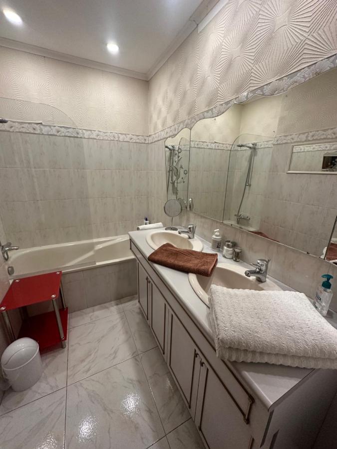Chambre Prive Avec Sdb Privative Ле-Канне Екстер'єр фото
